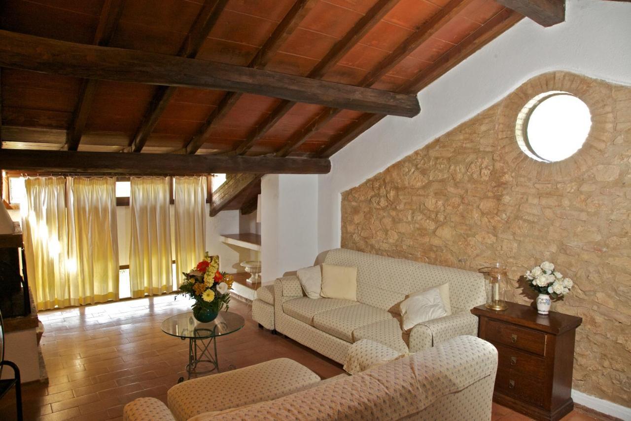Borgo Il Poggiaccio Residenza D'Epoca Guest House Sovicille Exterior foto