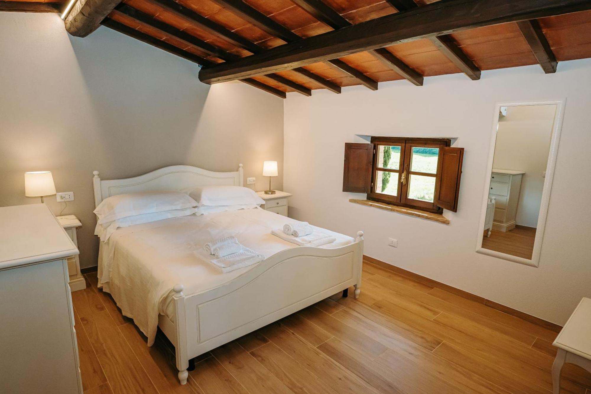 Borgo Il Poggiaccio Residenza D'Epoca Guest House Sovicille Exterior foto
