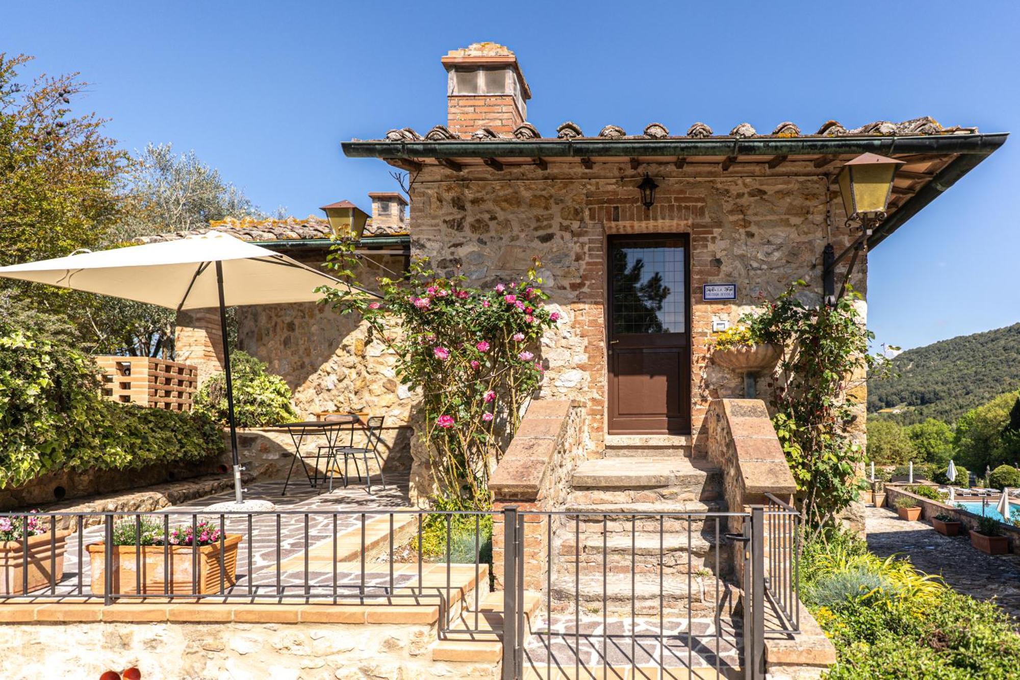 Borgo Il Poggiaccio Residenza D'Epoca Guest House Sovicille Exterior foto